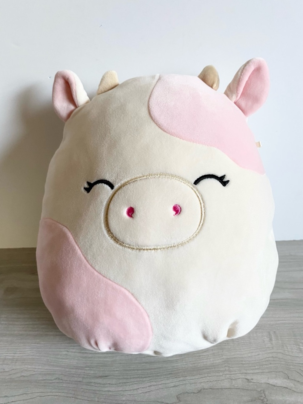 Squishmallow Caedyn Cow 10 inch